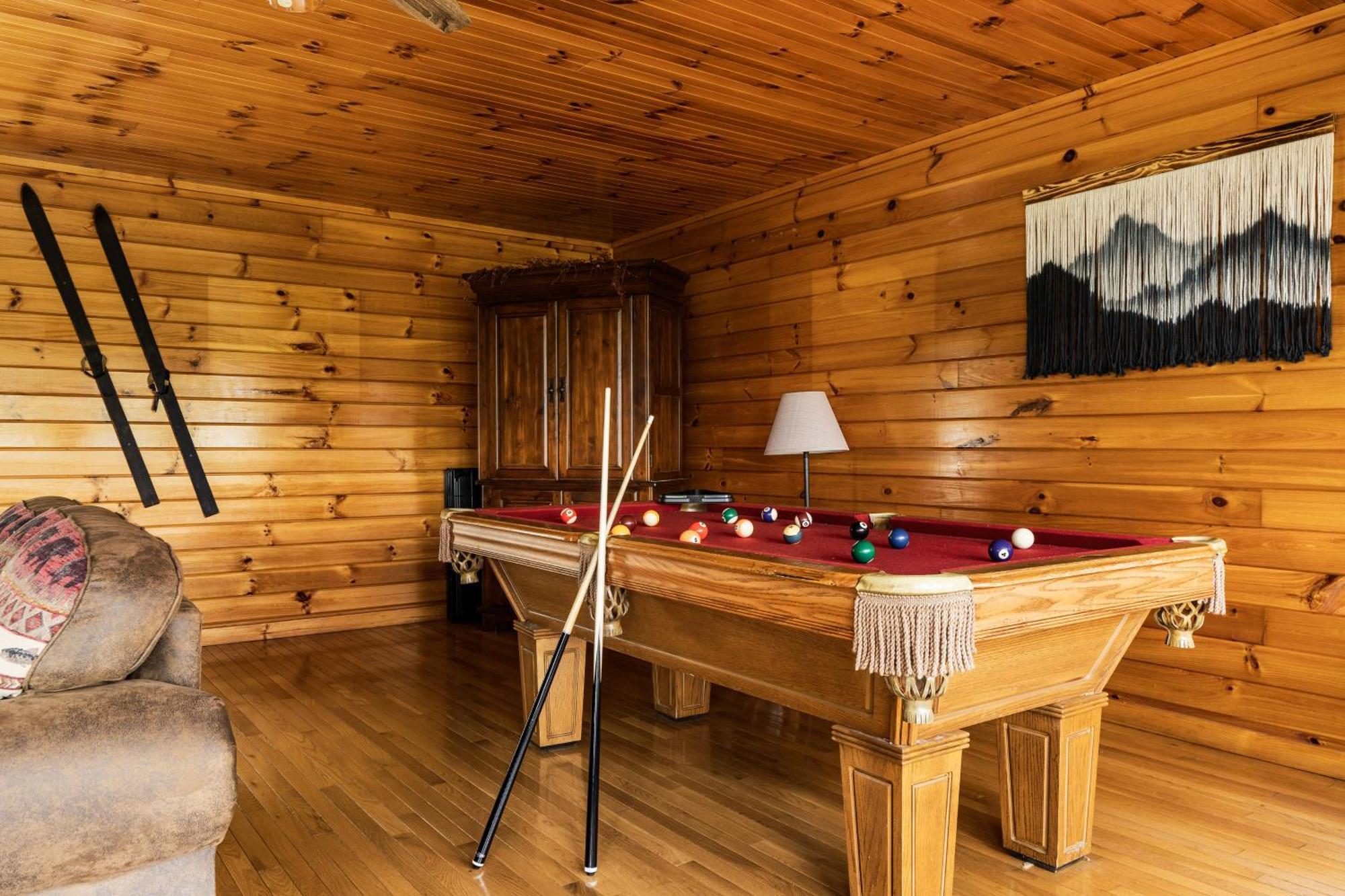 Вілла Elevista - Quaint&Private-Views-Hottub-Pooltable-Bears-3 Clubhouse Pools Гатлінбург Екстер'єр фото
