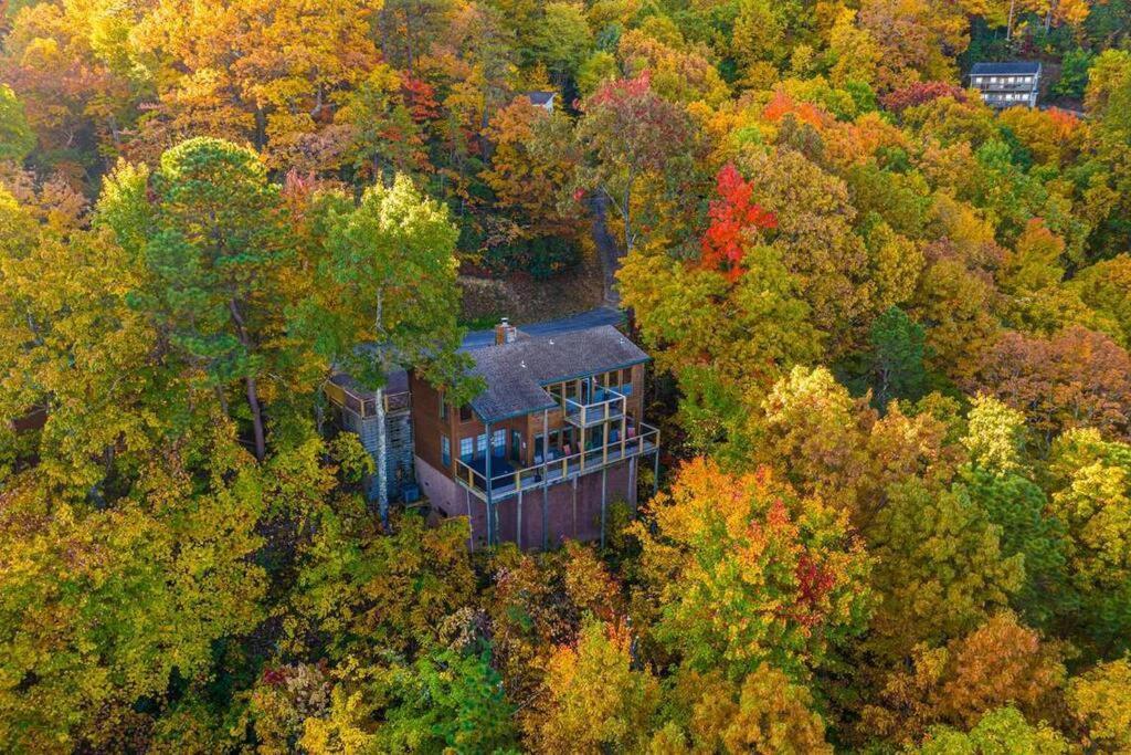 Вілла Elevista - Quaint&Private-Views-Hottub-Pooltable-Bears-3 Clubhouse Pools Гатлінбург Екстер'єр фото